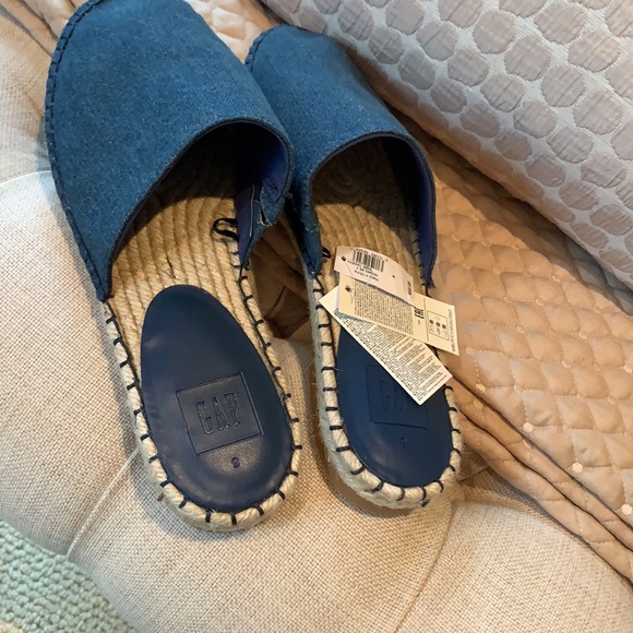GAP Shoes - NWT GAP MULES